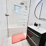 Apartment Noza 65m2, 2 - Rdc, Parking Gratuit, Nantes Agglo Rezé